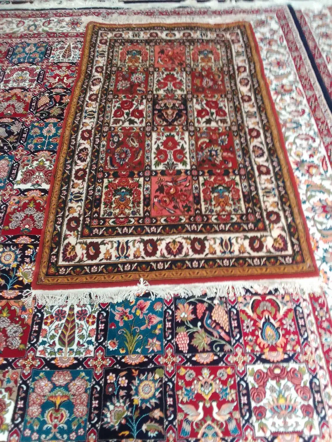 قالی دستباف|فرش|شهرکرد, |دیوار