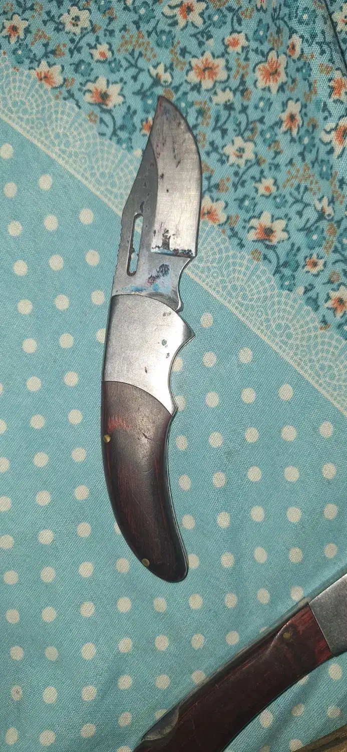 چاقو|کلکسیون اشیاء عتیقه|دهدشت, |دیوار