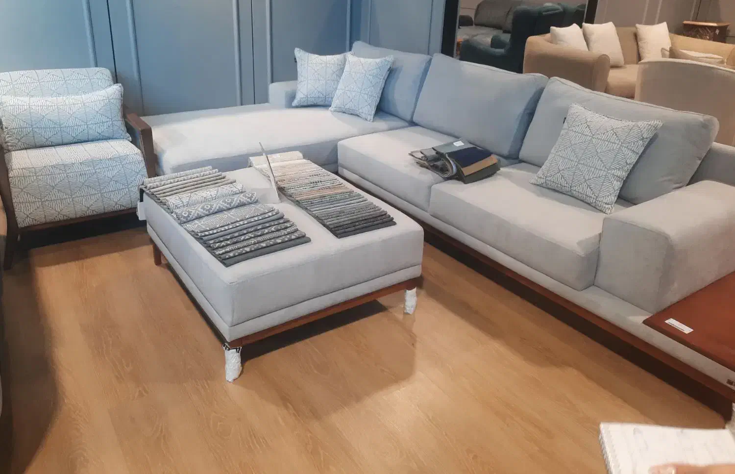 مبل ال راحتی|مبلمان خانگی و میز عسلی|اصفهان, کوی شهید کشوری|دیوار