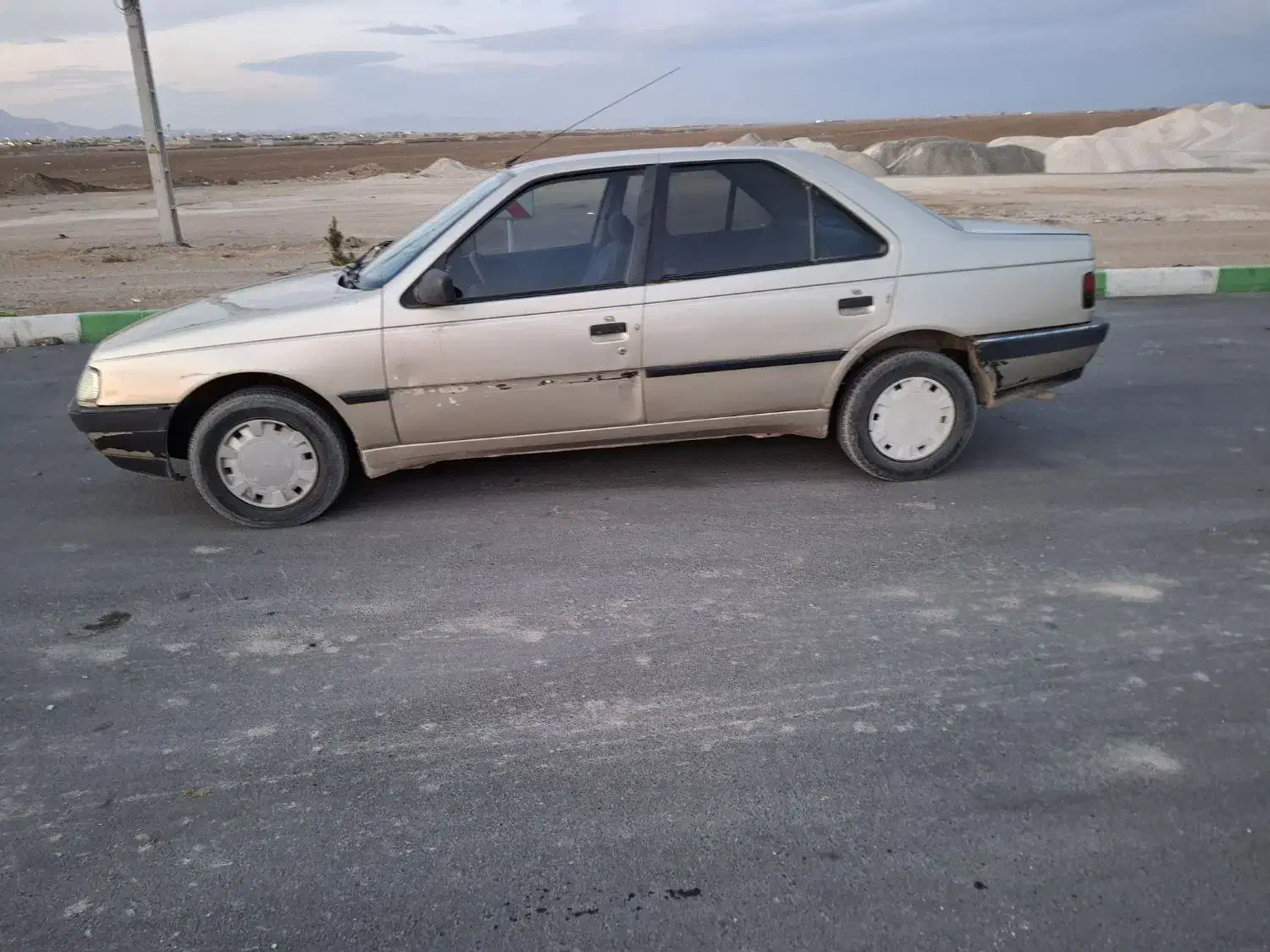 پژو۴۰۵|خودرو سواری و وانت|فامنین, |دیوار