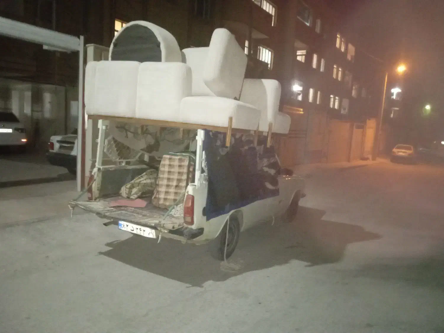 وانت کرایه همراه باکارگردرون شهروخا رج شهرحومه|خدمات حمل و نقل|شهرکرد, |دیوار