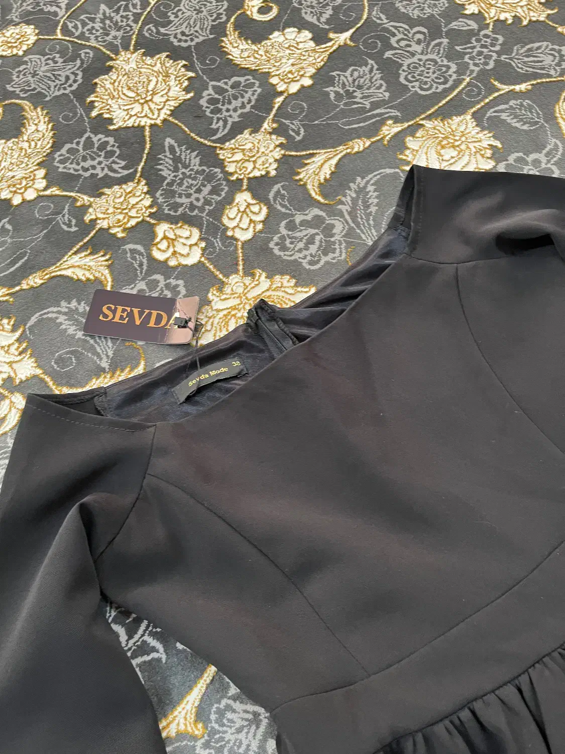 دو دست لباس مجلسی نو|لباس|آران و بیدگل, |دیوار