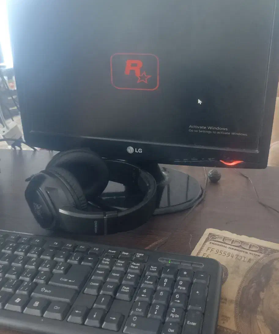 کیس گیمینگ نسل12 با مانیتور زیر قیمت فروش فوری|رایانه رومیزی|مشهد, هفت تیر (نه دره)|دیوار