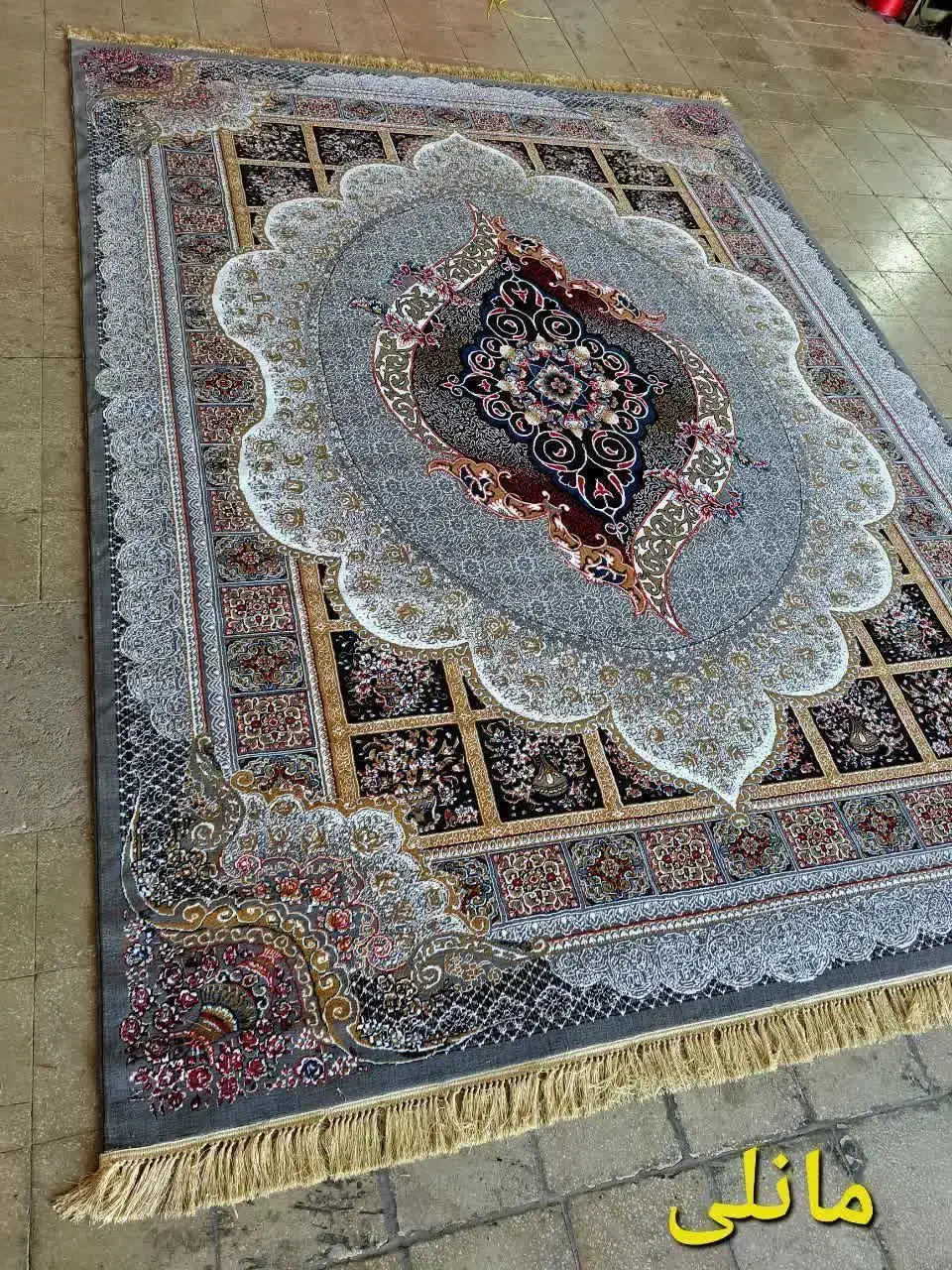 فرش شب عید گرون نخر/ مدرن وکلاسیک|فرش|آمل, |دیوار