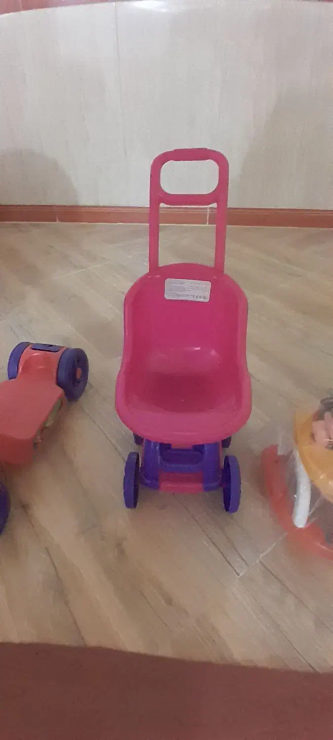 کالکسه و اسکوتر و اسباب بازی|اسباب‌بازی بچه|رباط‌کریم, شترخوار|دیوار