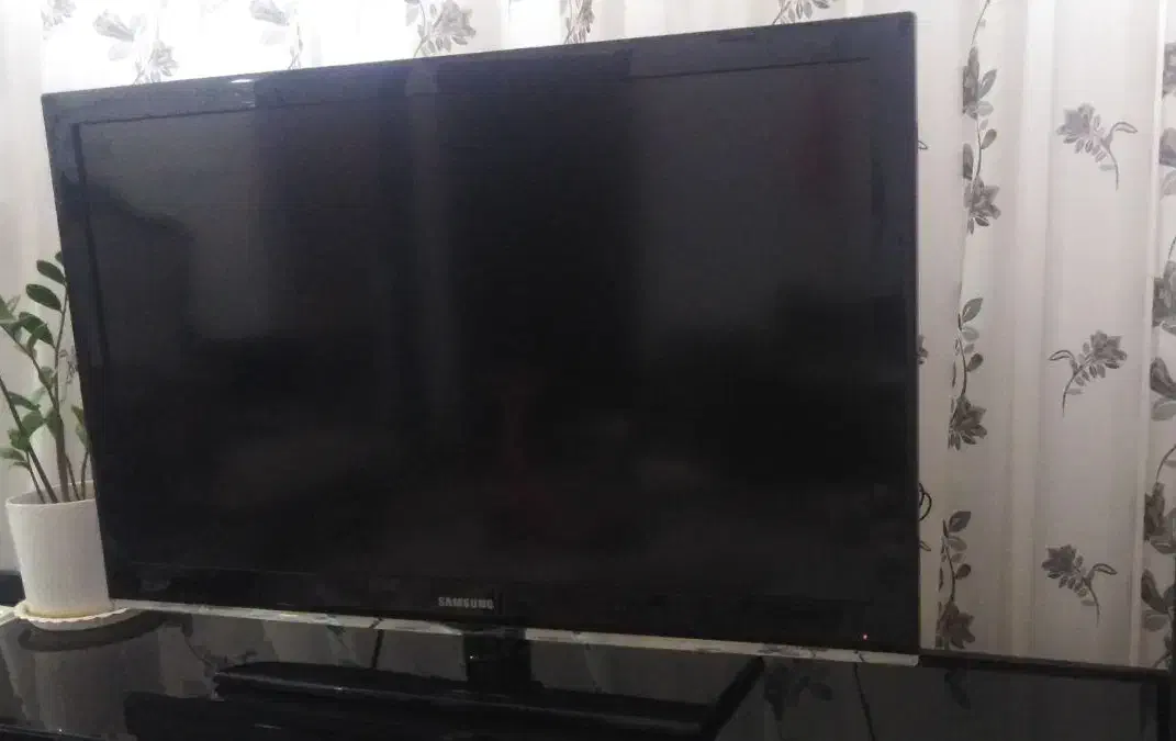 تلویزیون lcd|تلویزیون و پروژکتور|شاهرود, |دیوار