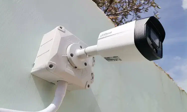 دوربین مداربسته و دزدگیر اماکن چکی|دوربین مداربسته|خمینی‌شهر, |دیوار