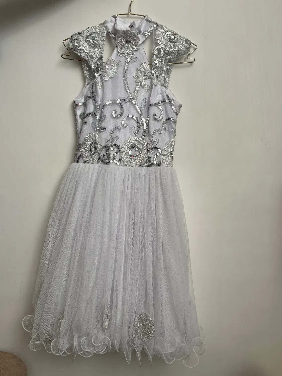 لباس مجلسی|لباس|تربت جام, فاز ۱ فرهنگیان|دیوار