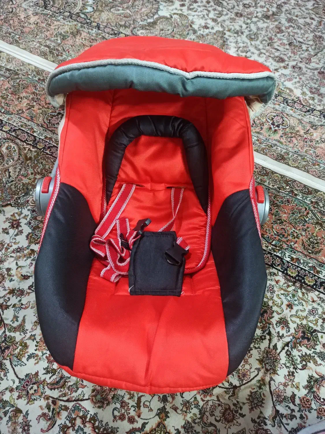 کریر و قنداق|کالسکه و لوازم جانبی|فردیس, ثابتی|دیوار