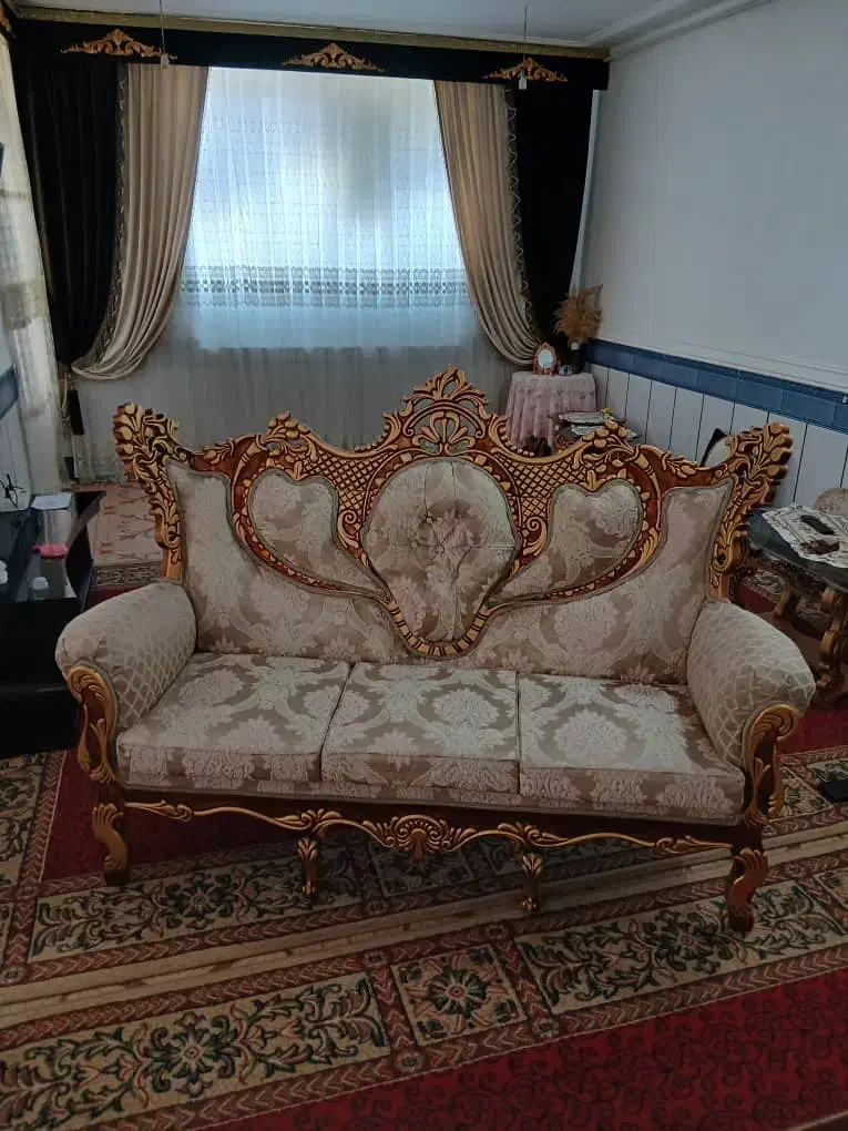 ست مبل سلطنتی و میز|مبلمان خانگی و میز عسلی|ایذه, |دیوار