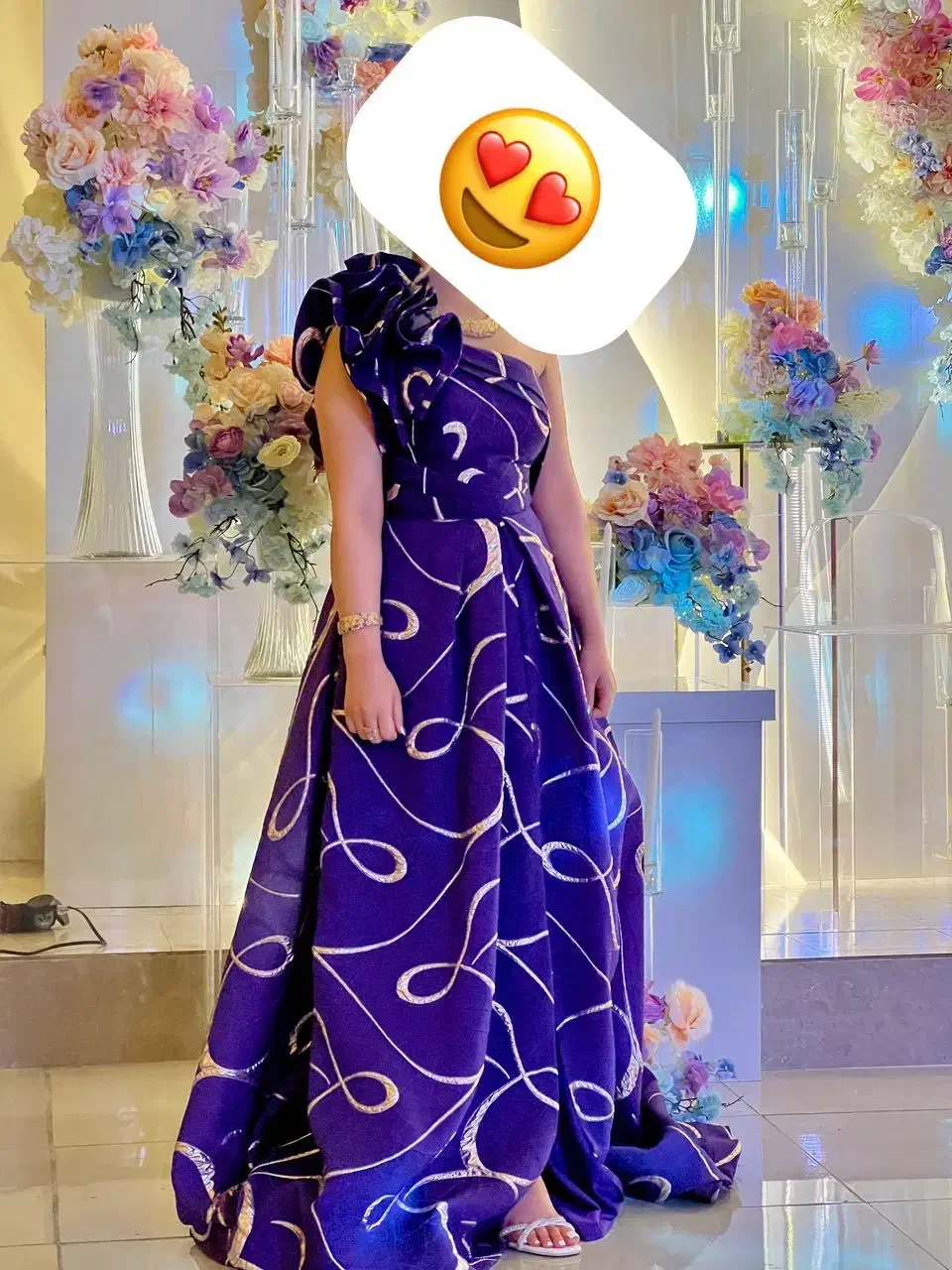 لباس مجلسی|لباس|بندر گناوه, |دیوار