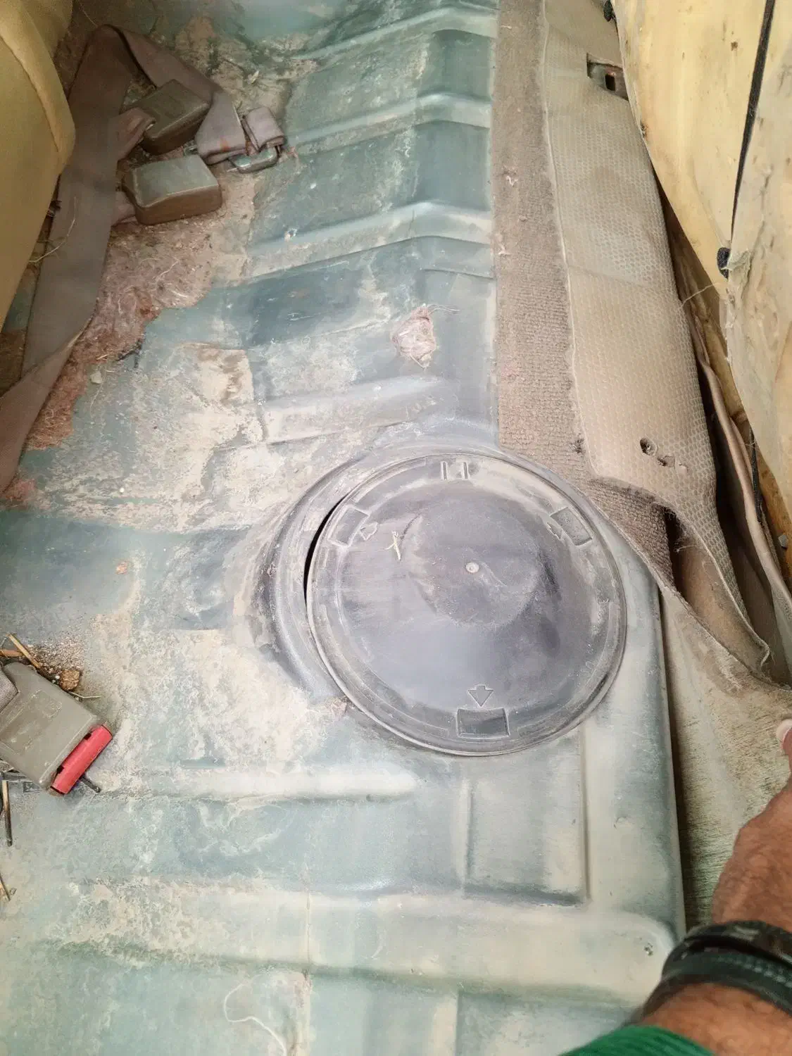 پژو۴۰۵|خودرو سواری و وانت|جیرفت, |دیوار