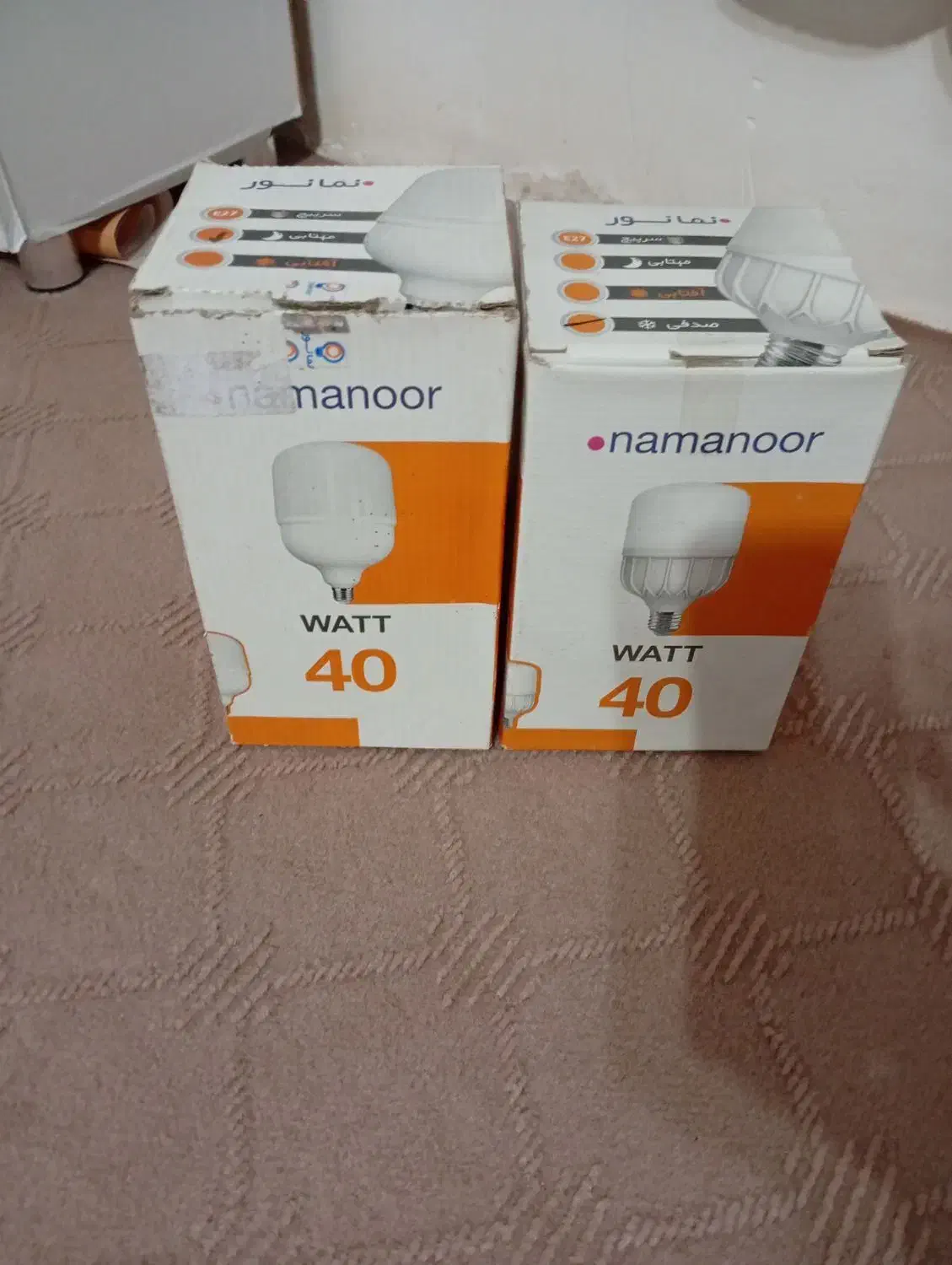 دو عدد لامپ مهتابی ۴۰ وات|لامپ و چراغ|رشت, بیجارپس|دیوار