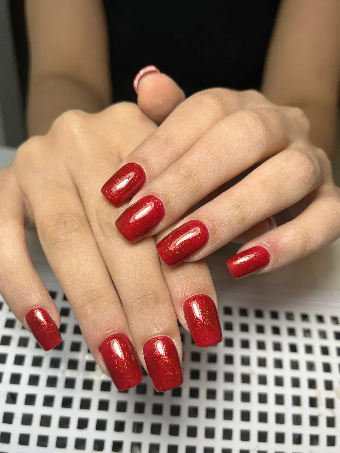 کاشت و ترمیم ناخن با بهترین قیمت|خدمات آرایشگری و زیبایی|رشت, نامجو|دیوار