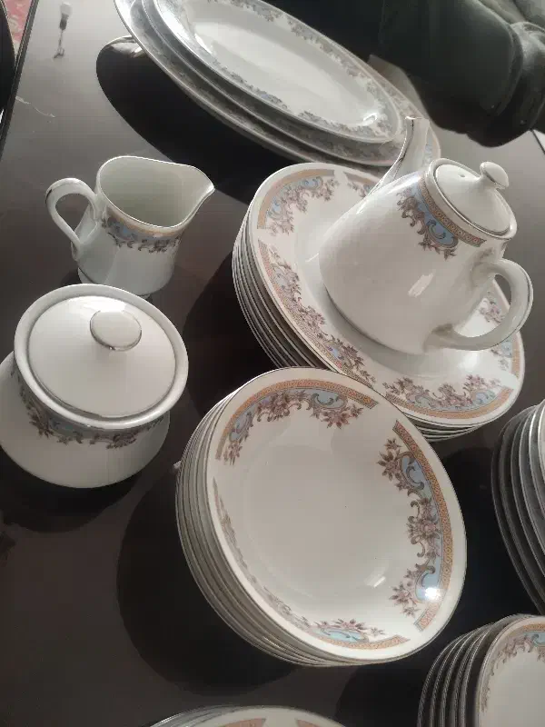 چینی اصل ژاپن قدیمی ۶ نفره کامل|ظروف سرو و پذیرایی|اسلام‌شهر, شهرک واوان|دیوار