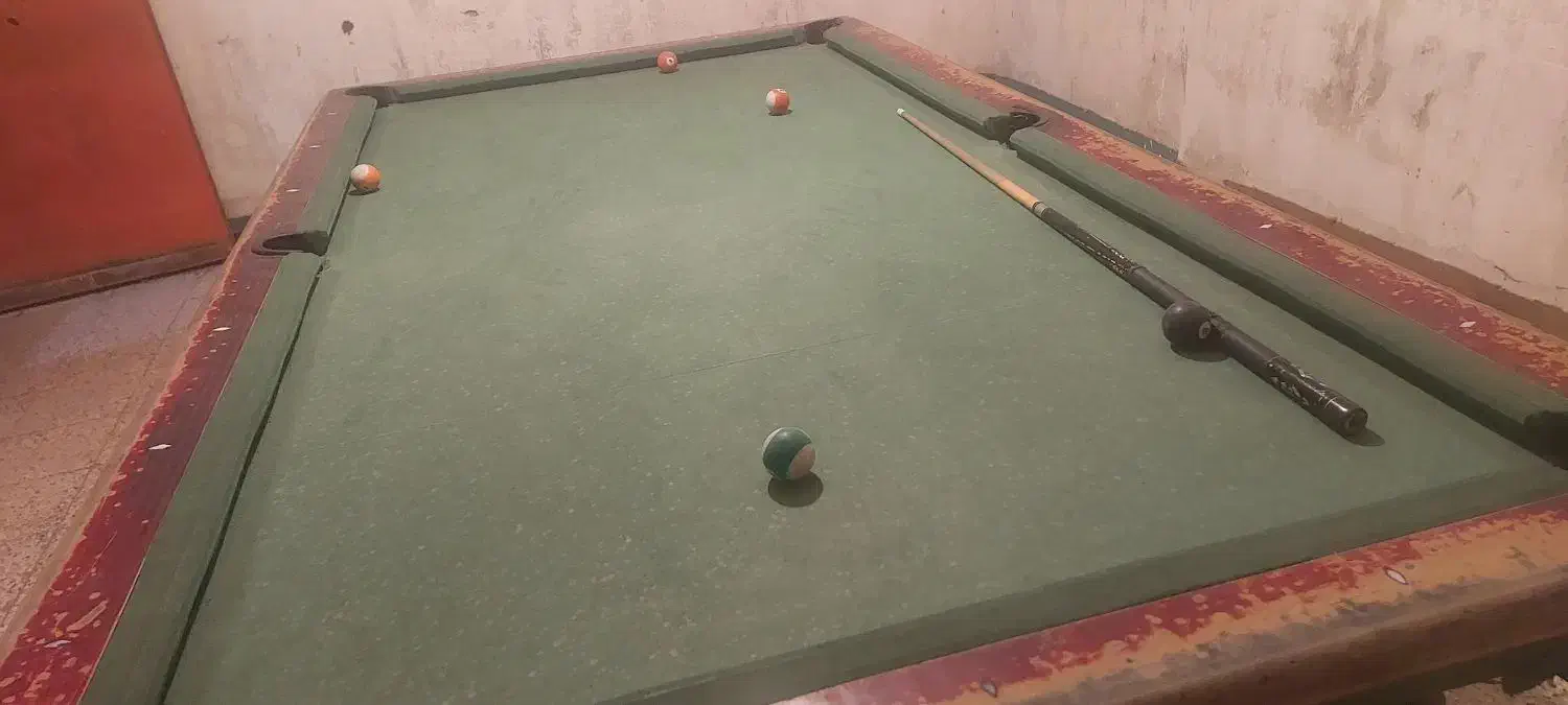 میز بیلیاد|ورزشهای توپی|چرام, |دیوار