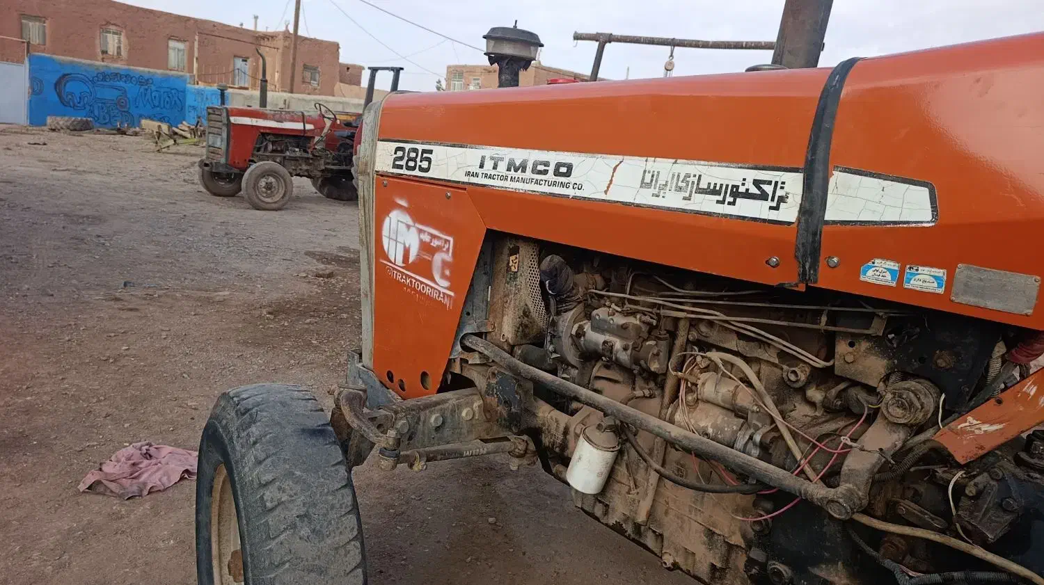 تراکتور مدل 81|خودرو سنگین|سبزوار, قصبه شرقی|دیوار