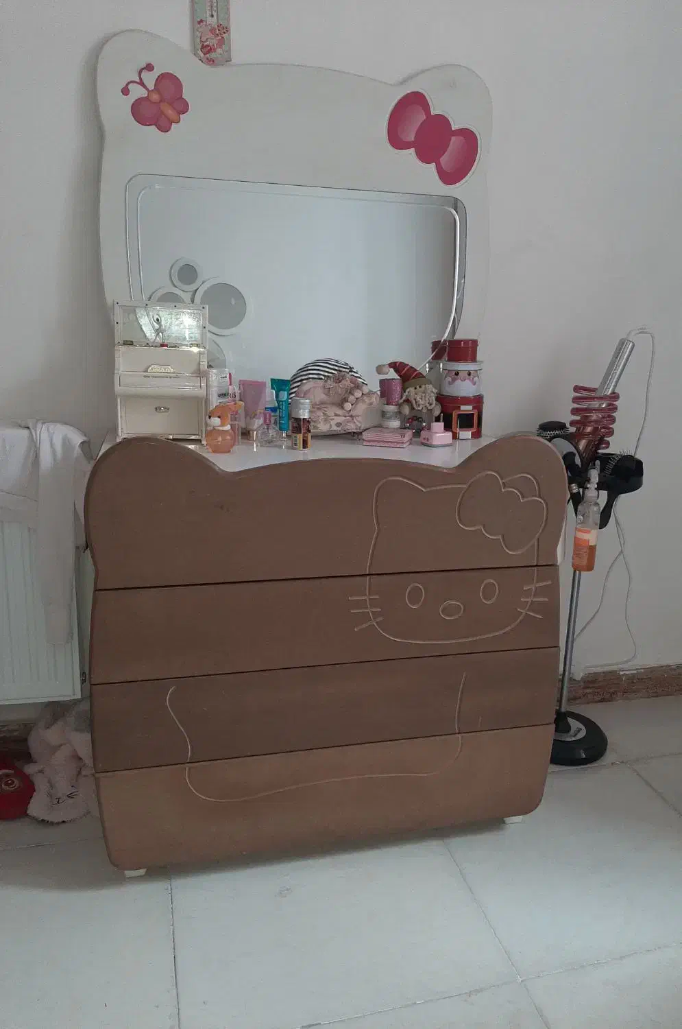 دراورمیزتوالت دخترونه|جاکفشی، کمد، دراور|رشت, گلزاران|دیوار