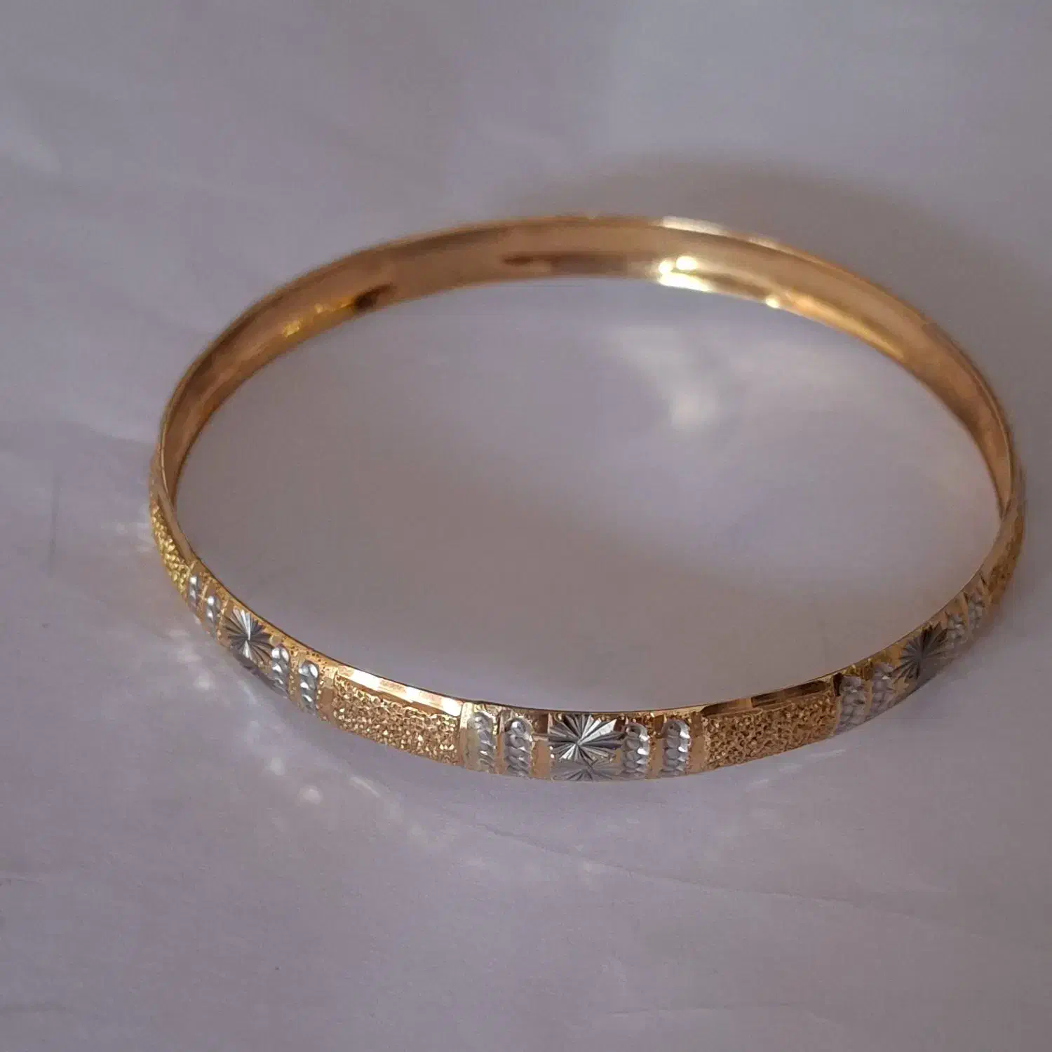 انواع طلا نو ۳۰۰ هزار بالای تابلو .سایز یک ۲۲ کرم|جواهرات|خرمآباد, |دیوار