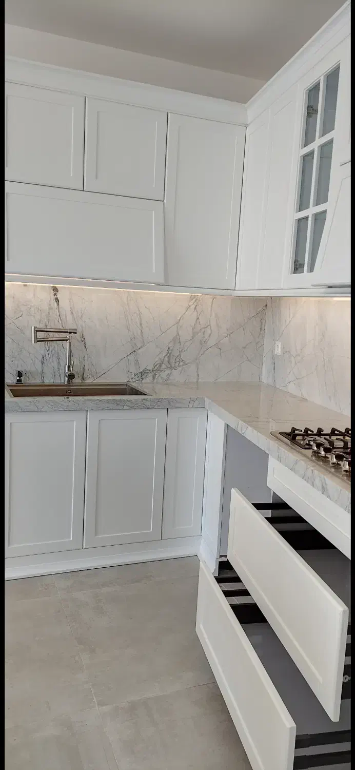 نیازمند نصاب کابینت|استخدام معماری، عمران و ساختمانی|سمنان, |دیوار