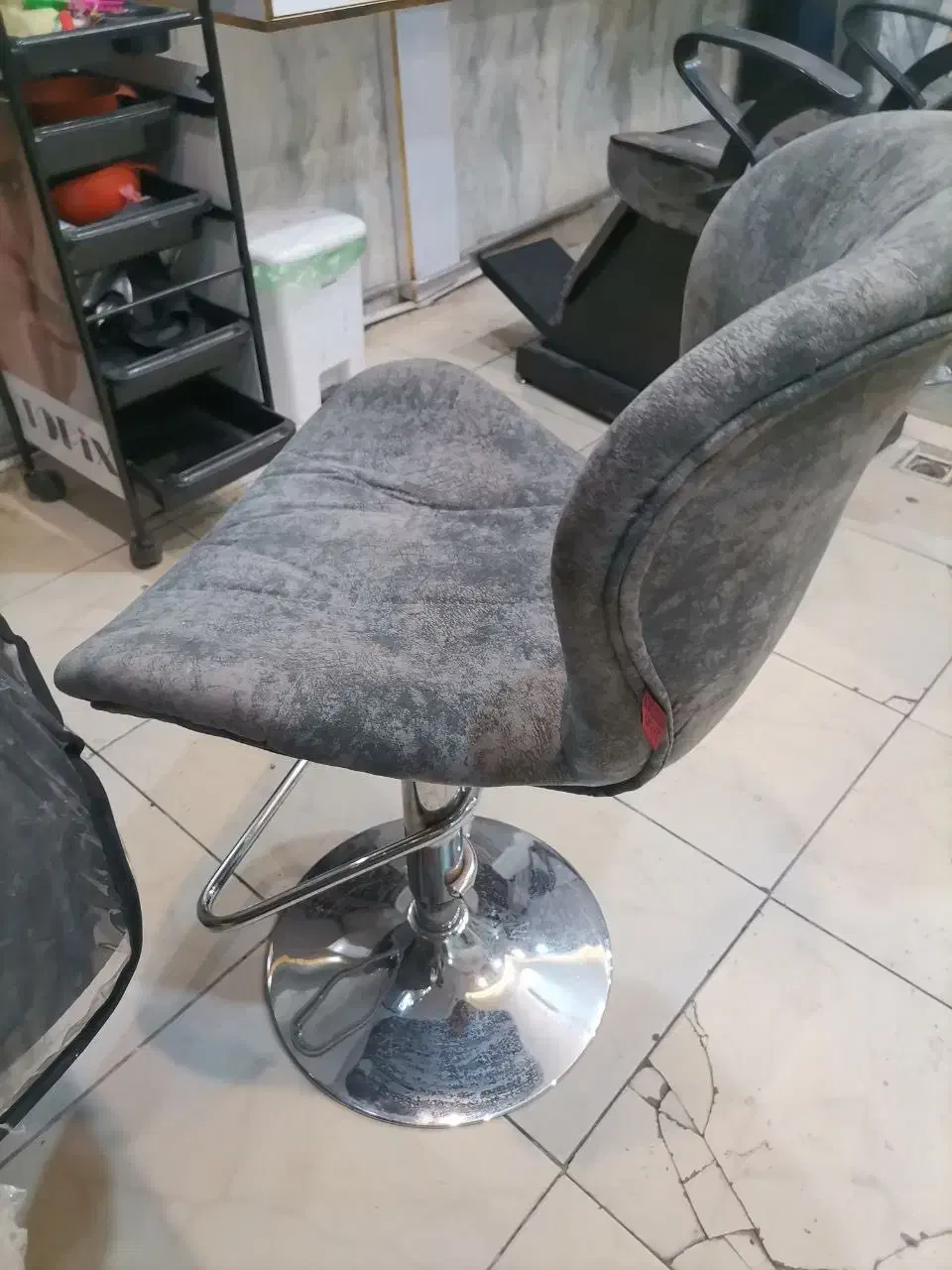 صندلی جک دار|صندلی و نیمکت|سبزوار, مدرس|دیوار