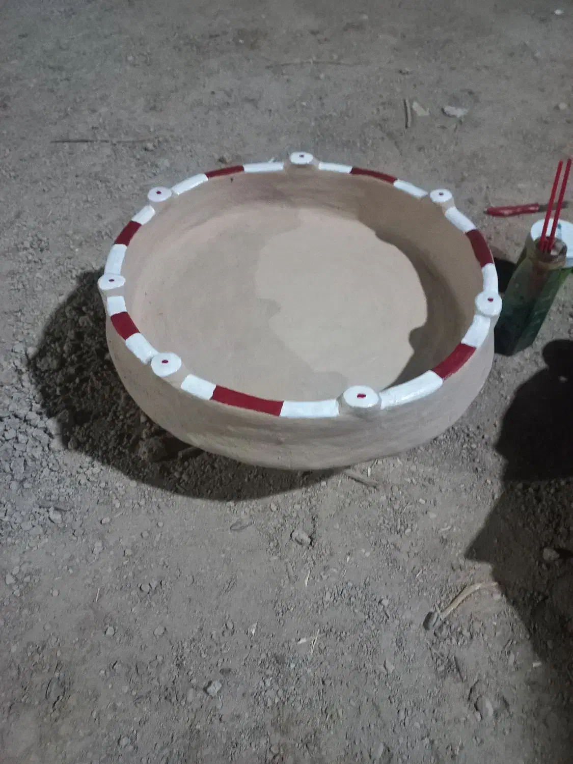 منقل گلی|ظروف پخت‌وپز|اهواز, زردشت|دیوار