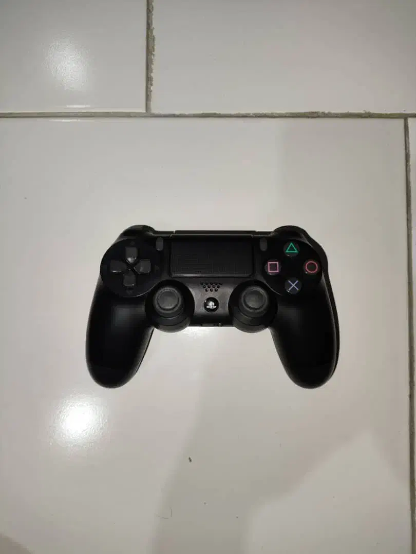 دستگاه بازی PS4 اصل آلمان.|کنسول، بازی ویدئویی و آنلاین|بندر انزلی, عباس آباد|دیوار