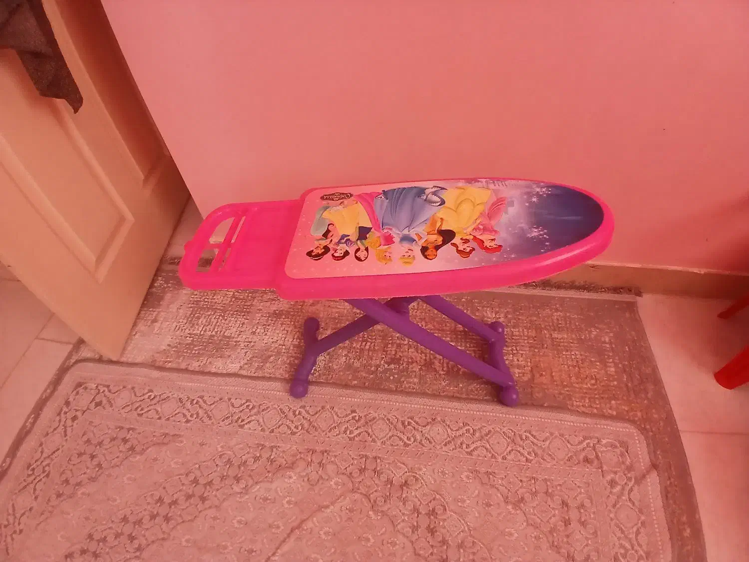 میز اتو اسباب بازی|اسباب‌‌بازی|قم, پردیسان|دیوار