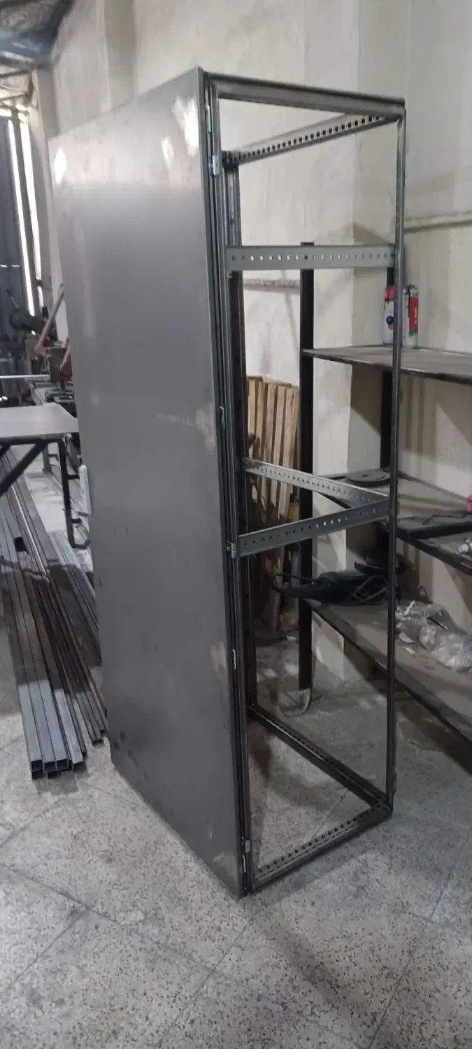 نیرو ماهر و ساده فلز کاری|استخدام صنعتی، فنی، مهندسی|وحیدیه, |دیوار