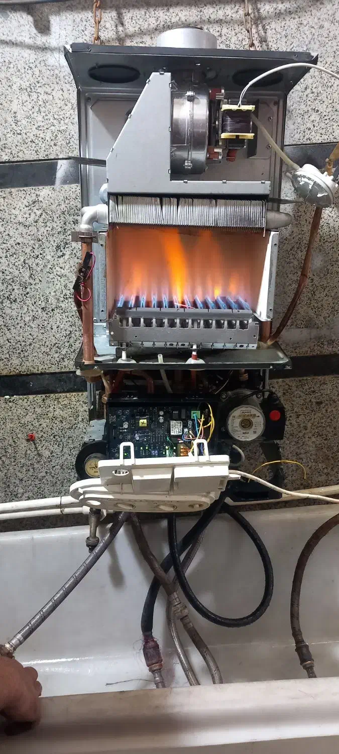 سرویس و تعمیر پکیج و آبگرمکن شهر قدس شبانه روزی|خدمات پیشه و مهارت|قدس, شهر‌قدس|دیوار