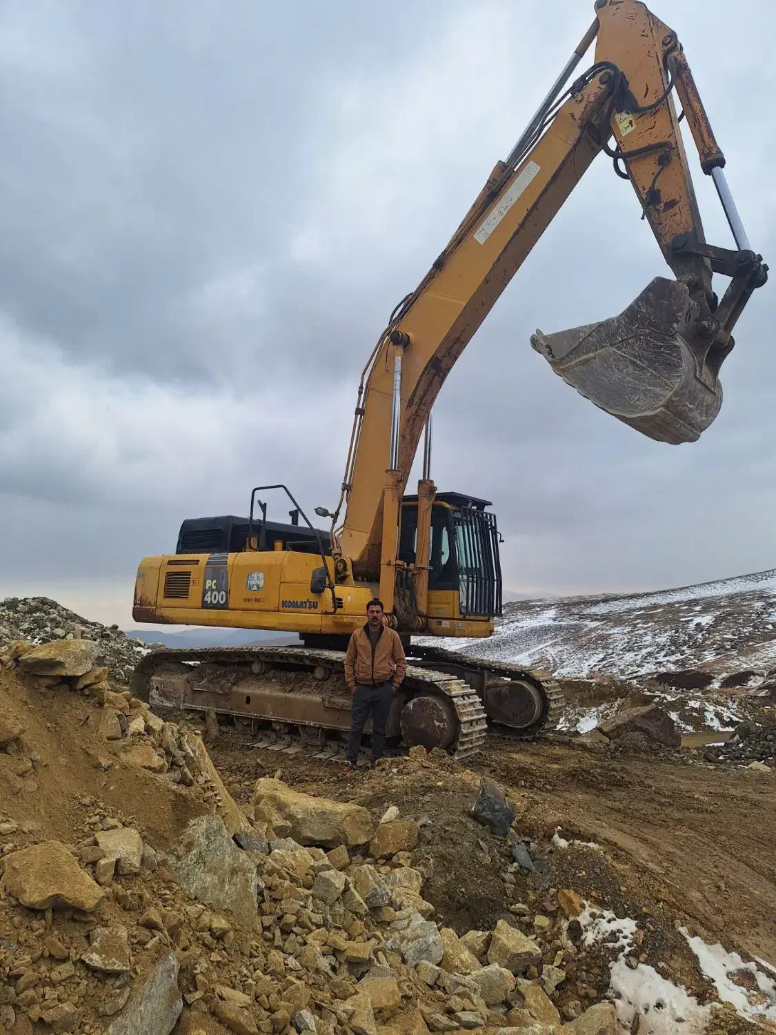 بیل مکانیکی|خودرو سنگین|سراجو, |دیوار