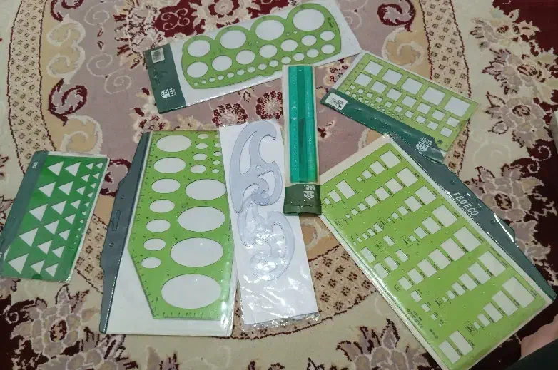 تخته رسم|لوازم التحریر|مشهد, طبرسی شمالی|دیوار