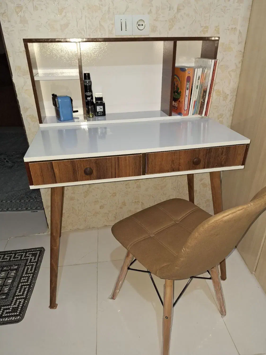 میزتحریر|میز تحریر و کامپیوتر|بجنورد, |دیوار