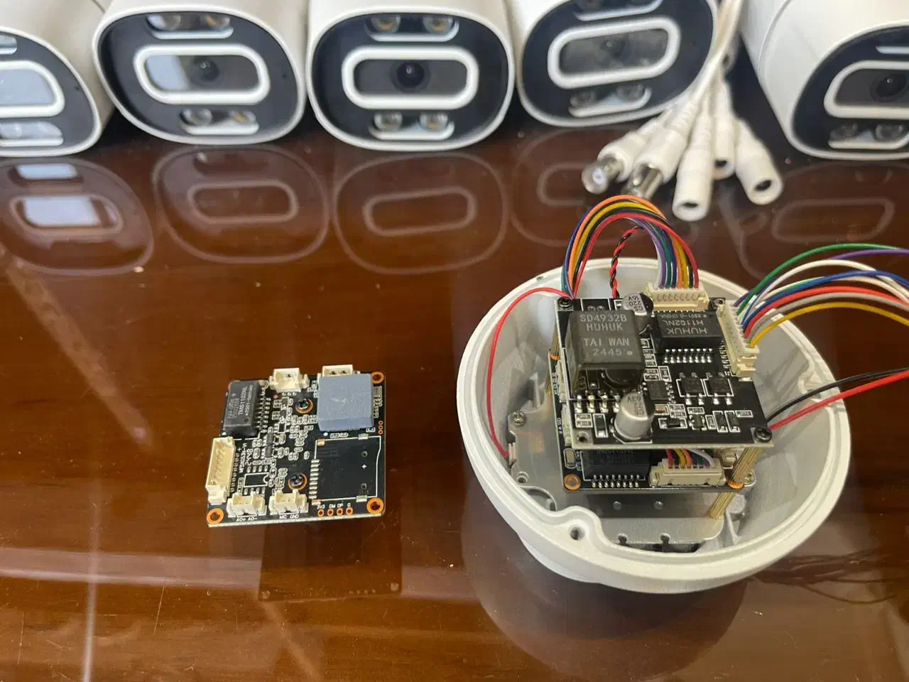 +/3آنتن(دوربین هوشمند امنیتی%دارای لنزهای مجزا|دوربین مداربسته|اصفهان, لاله|دیوار