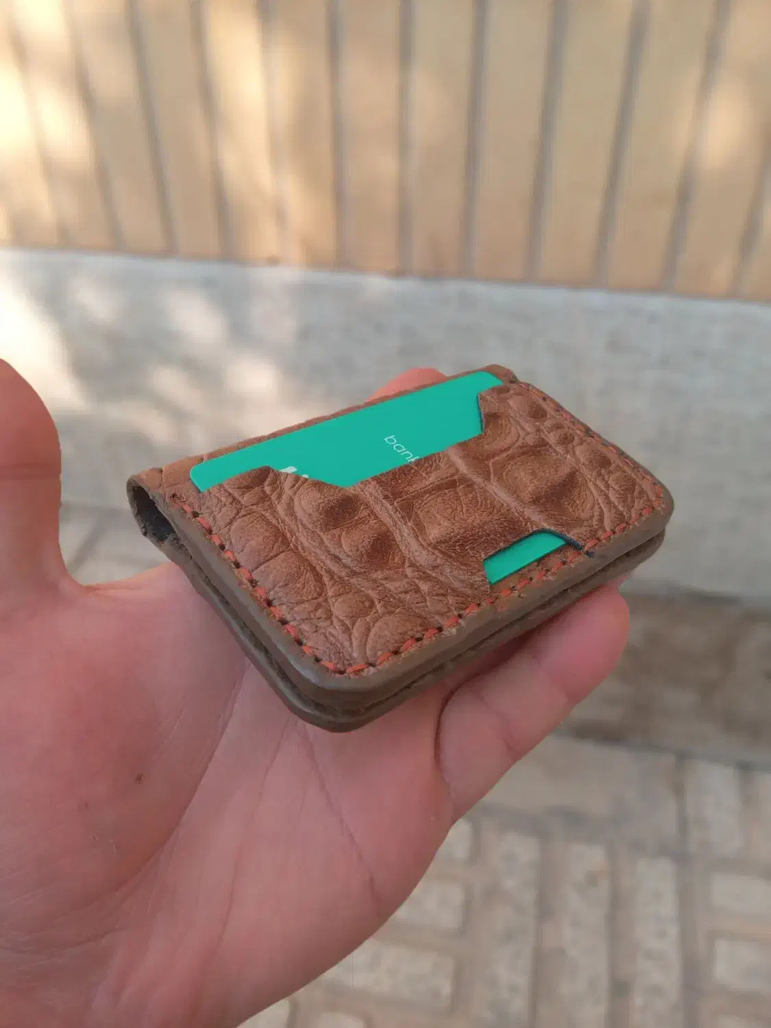 جاکارتی چرم گاوی (دستدوز)|کیف، کفش، کمربند|اصفهان, رکن الدوله شرقی|دیوار