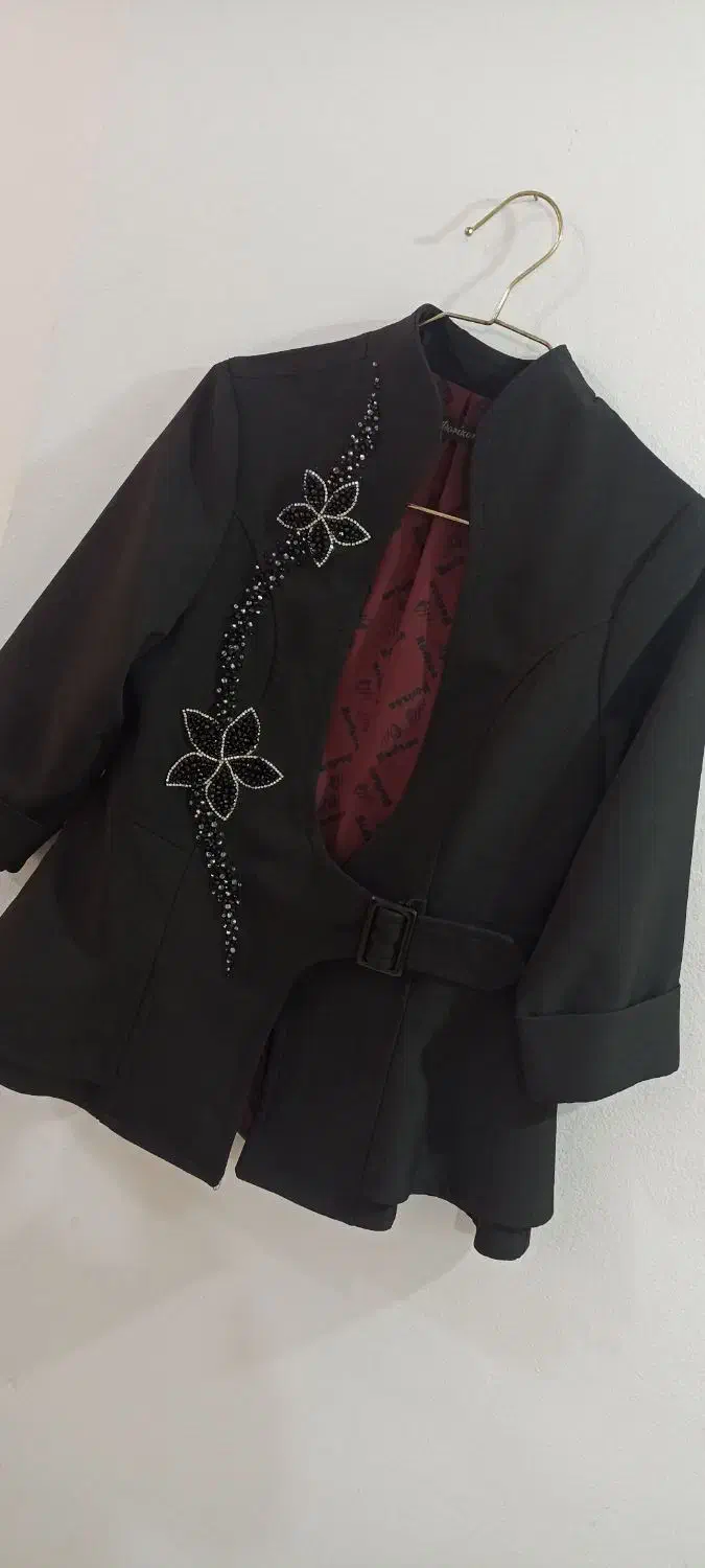 کت مجلسی|لباس|گلبهار, شهر جدید گلبهار|دیوار