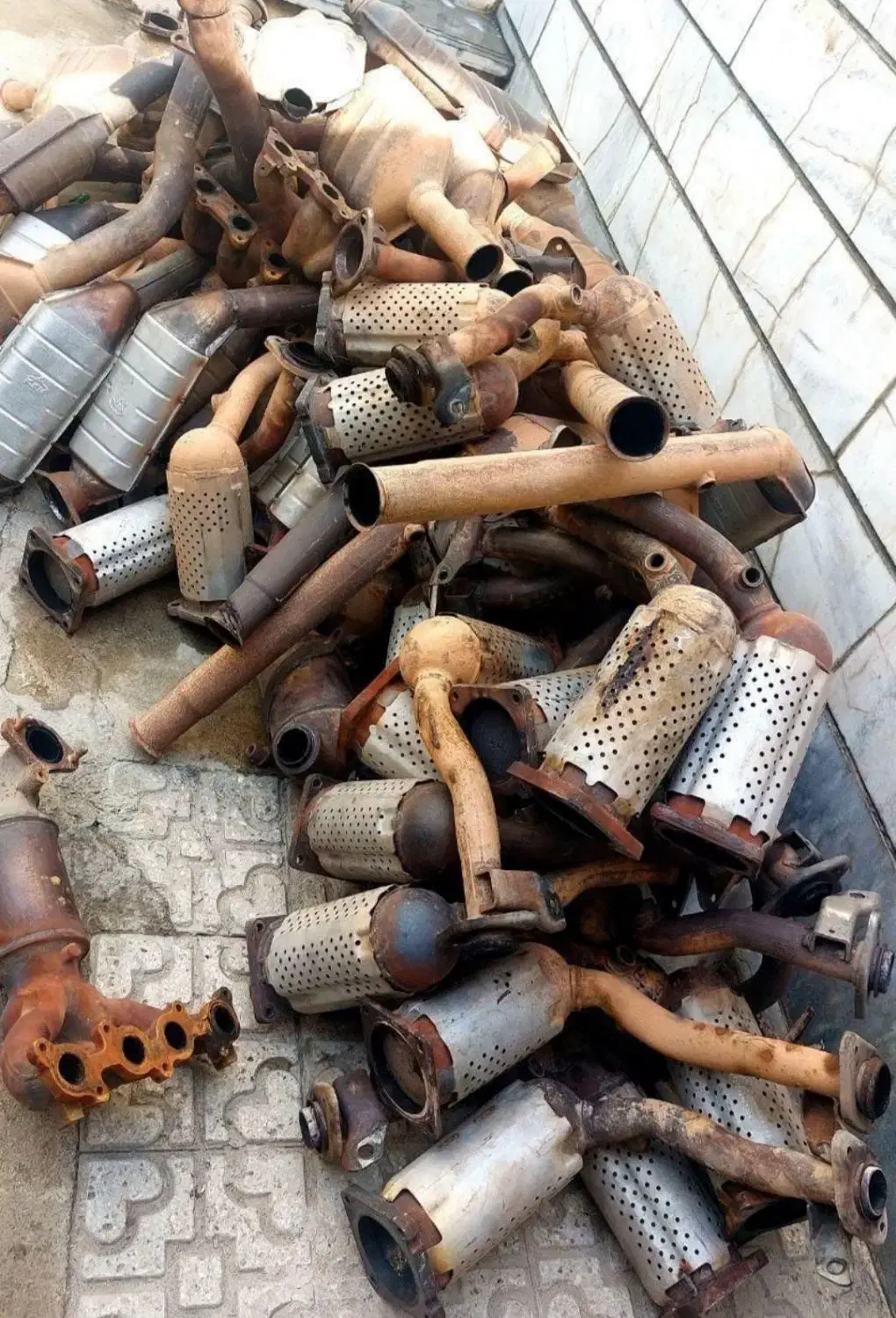 خریدار کاتالیزور بالاترین قیمت|عمده‌فروشی|ایرانشهر, |دیوار