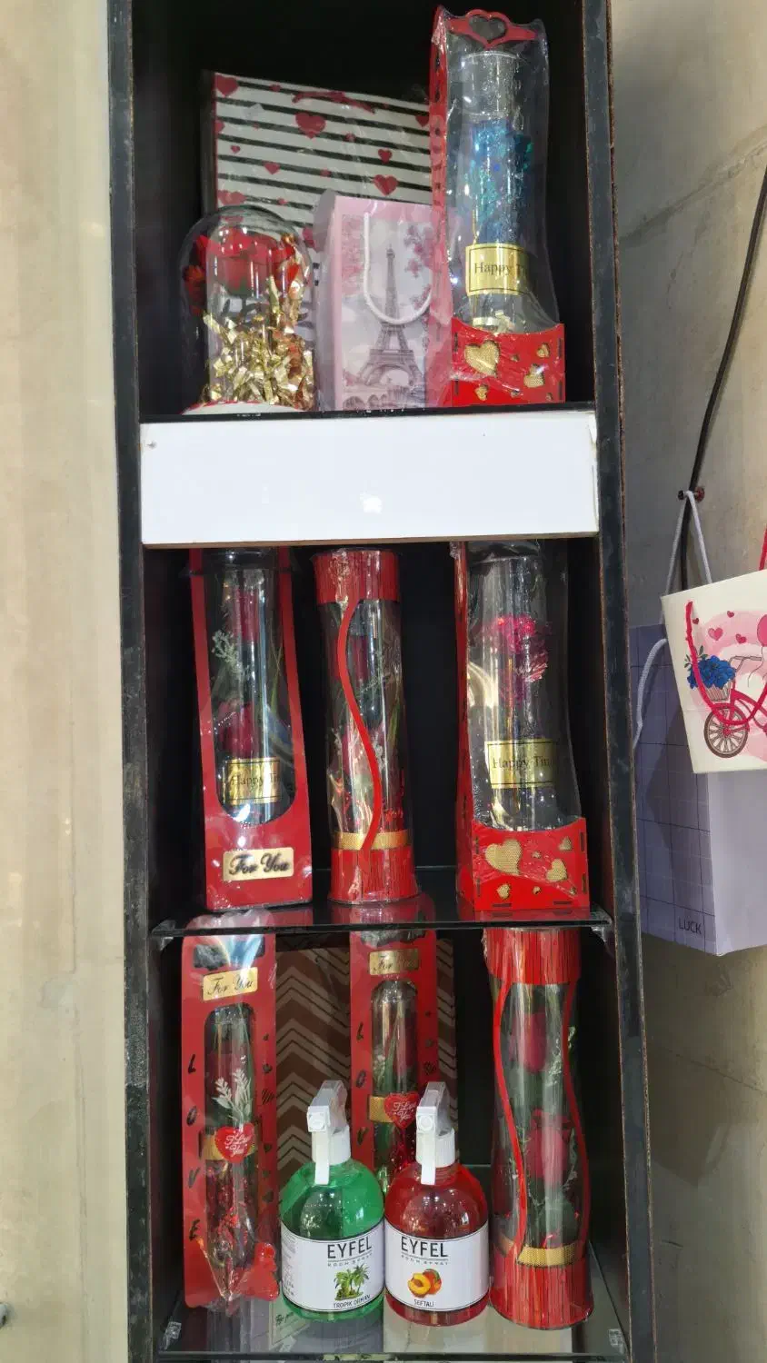 گل فلکس کادویی|گل مصنوعی|فردیس, فردیس|دیوار