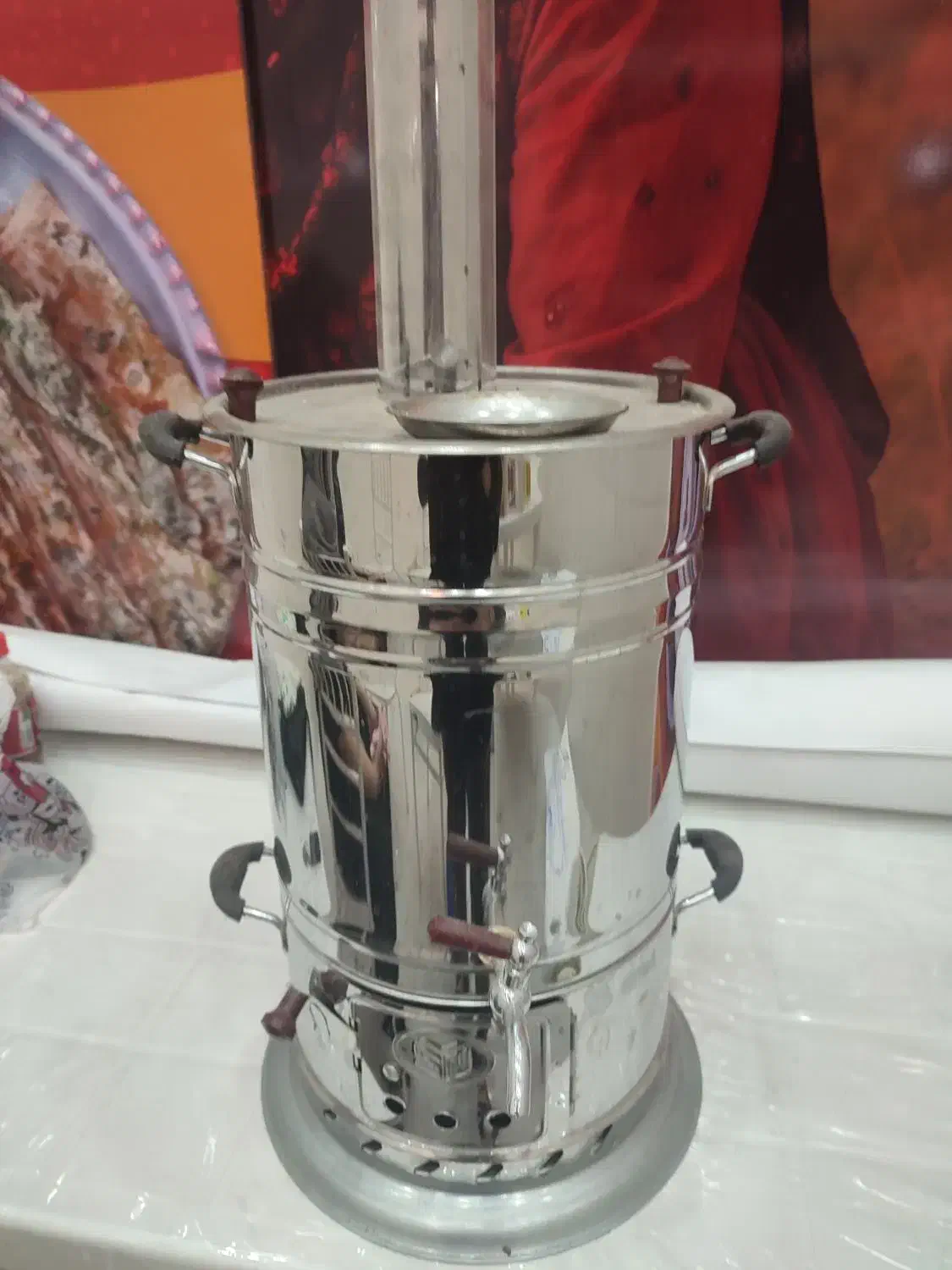 فروش سماور زغالی ومیز۶نفره|سماور، چایساز، قهوهساز|صدرا-فارس, فاز ۱|دیوار