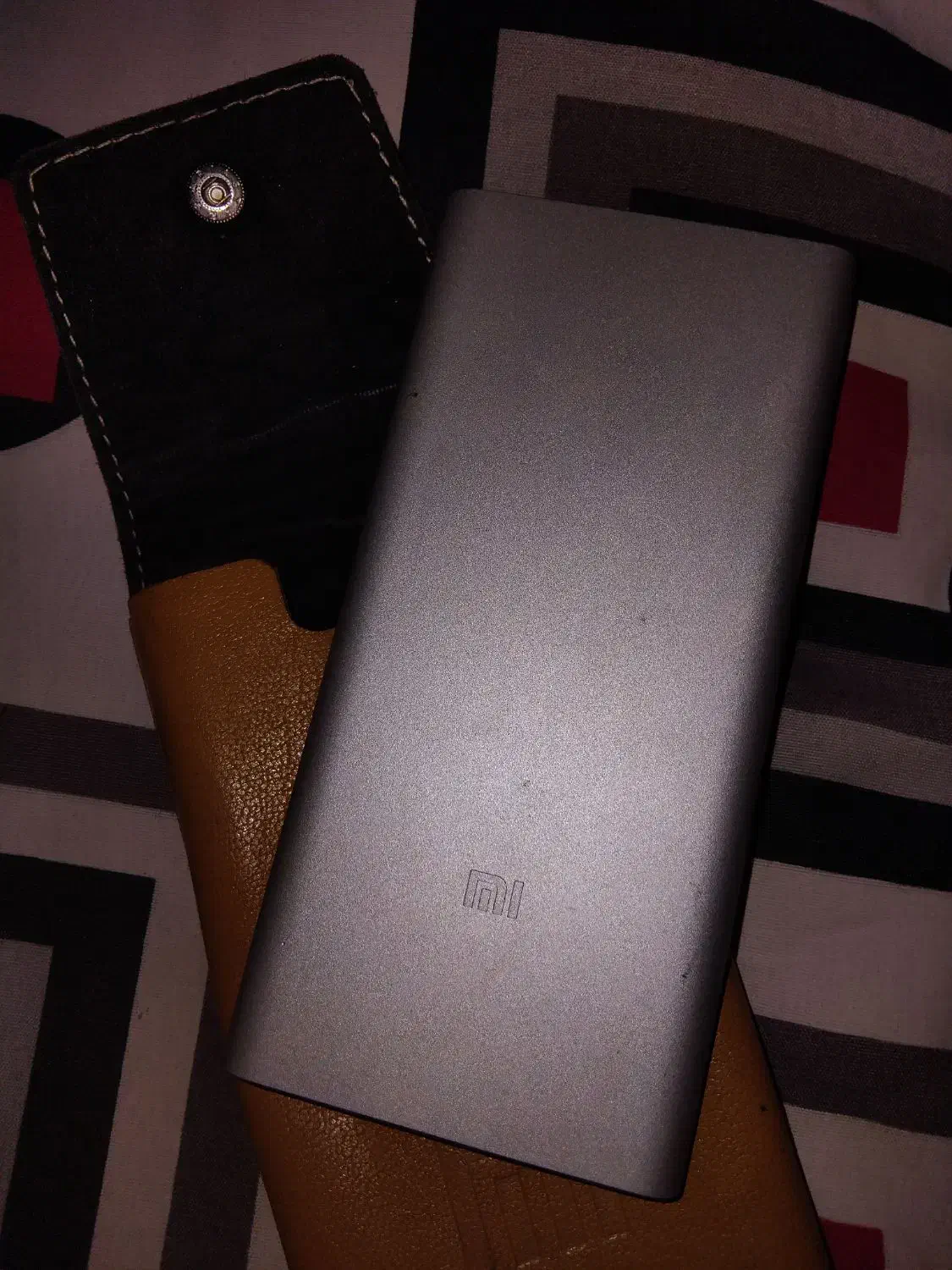 پاور بانک ۱۰۰۰ شیامی بدنه تیتانیومی|لوازم جانبی موبایل و تبلت|گلبهار, شهر جدید گلبهار|دیوار