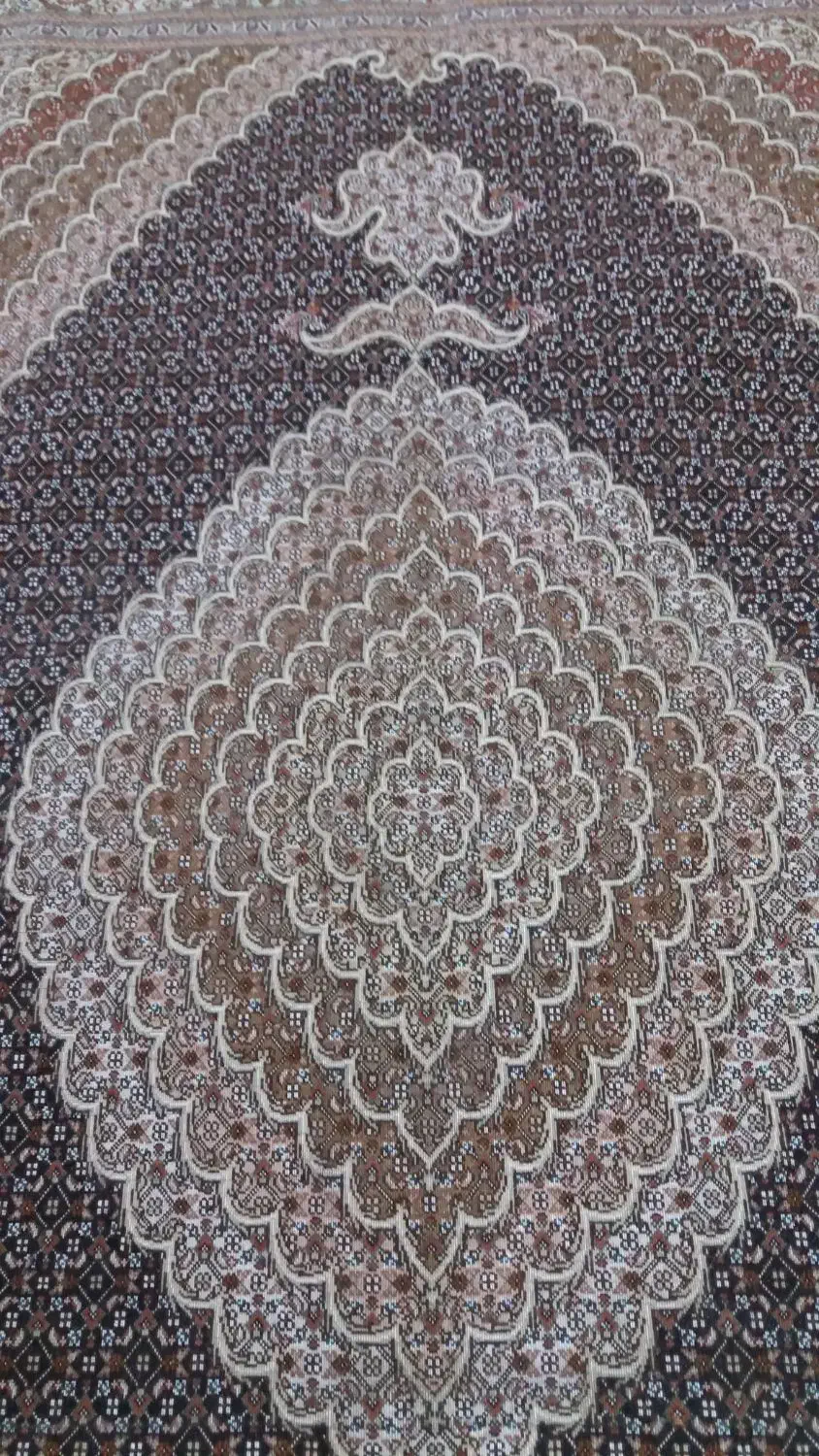 فرش دستباف سرمه ای ریزماهی خوی|فرش|اردبیل, |دیوار