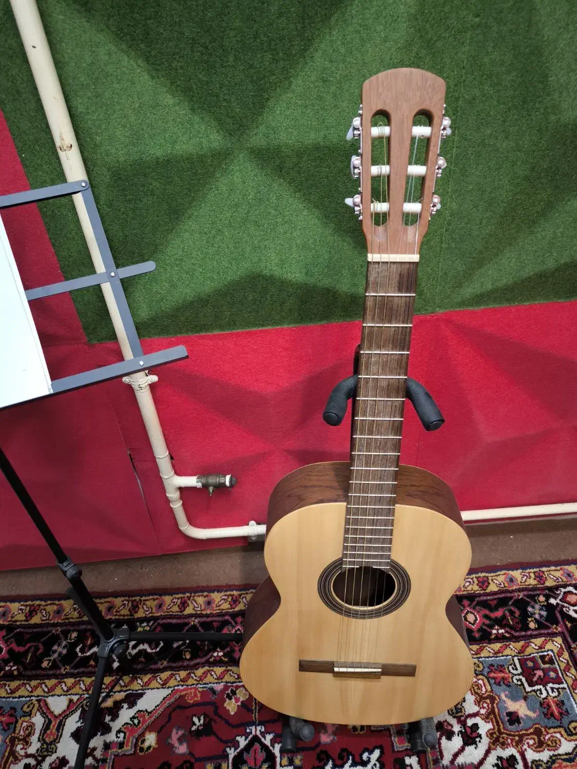 گیتار الحمبرا لاکانت کالج|گیتار، بیس، امپلیفایر|تبریز, |دیوار