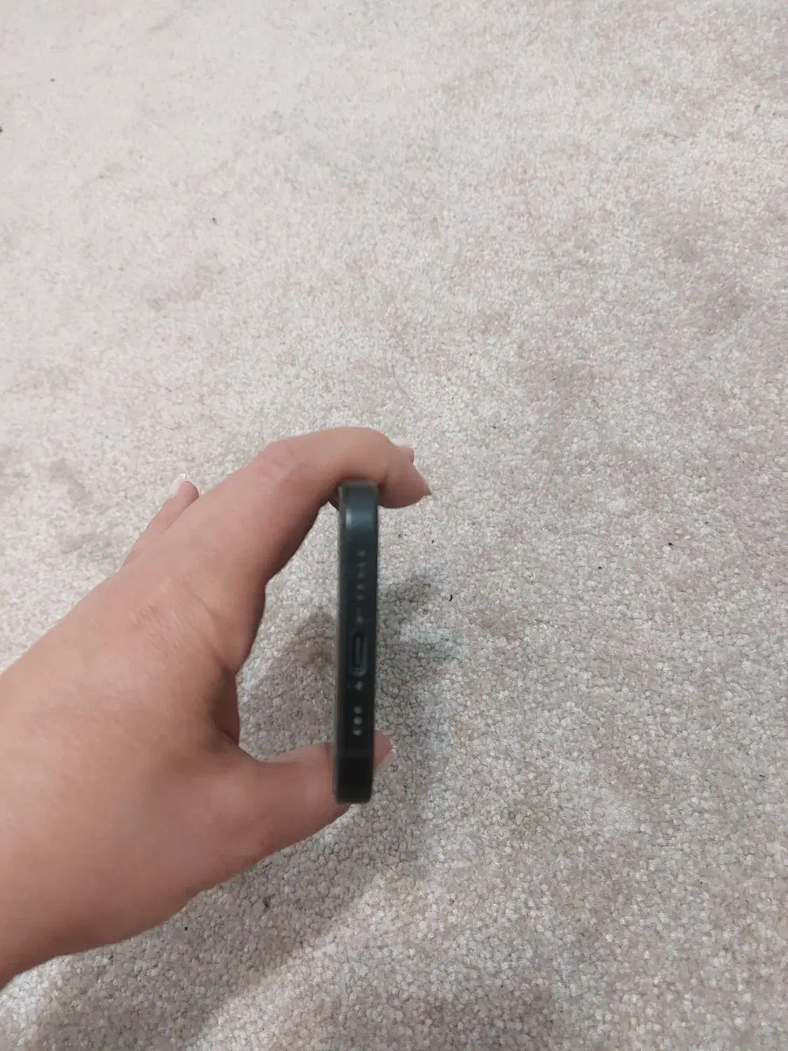 آیفون ۱۵ نرمال|موبایل|اصفهان, باغ دریاچه|دیوار