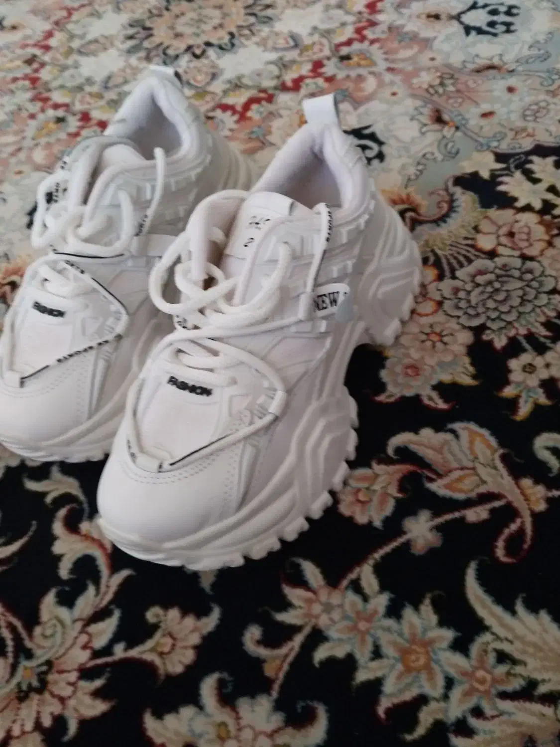 کفش|کیف، کفش، کمربند|بجنورد, |دیوار