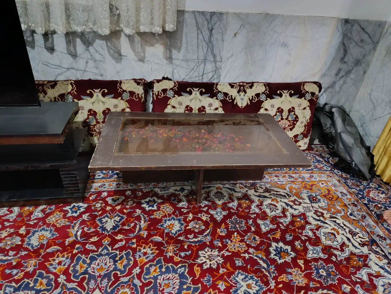 وسایل منزل|مبلمان خانگی و میز عسلی|زاهدان, |دیوار