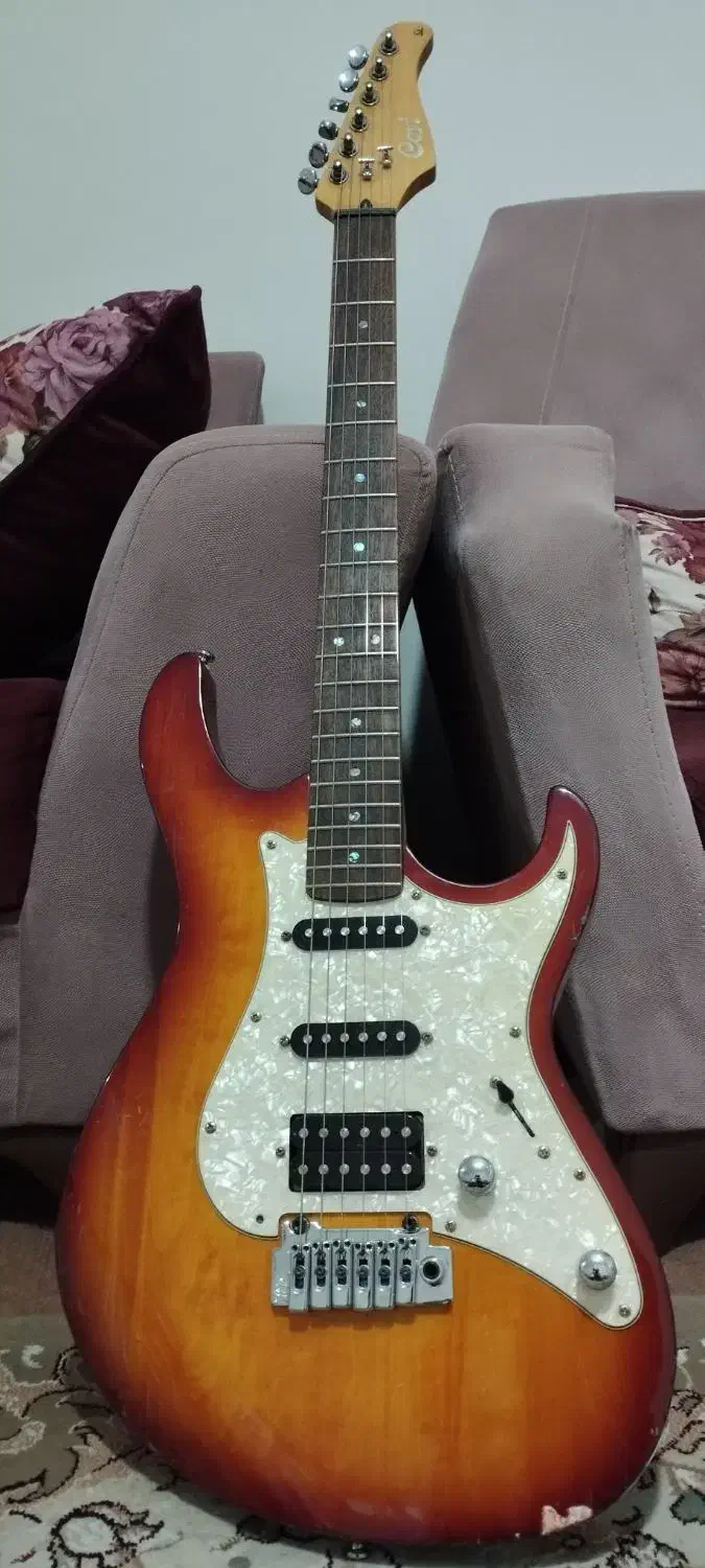 گیتار الکتریک جی۲۵۰ اندونزی|گیتار، بیس، امپلیفایر|رباطکریم, شهرک درخشان|دیوار