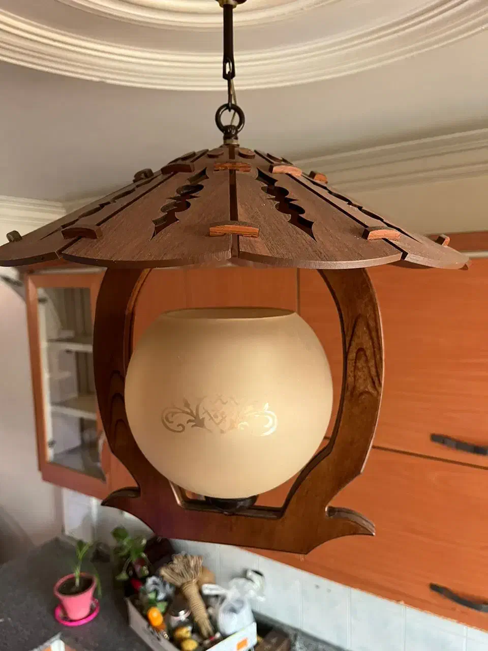 لوستر چوبی در حد نو|لوستر و چراغ آویز|تهران, زاهد گیلانی|دیوار
