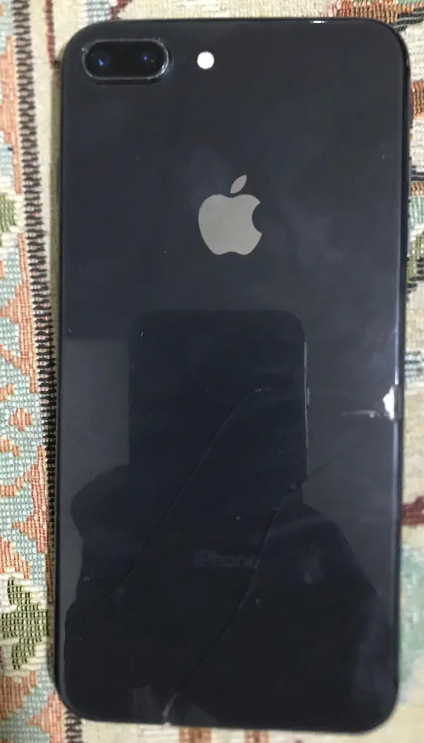 آیفون هشت پلاس|موبایل|چابهار, |دیوار