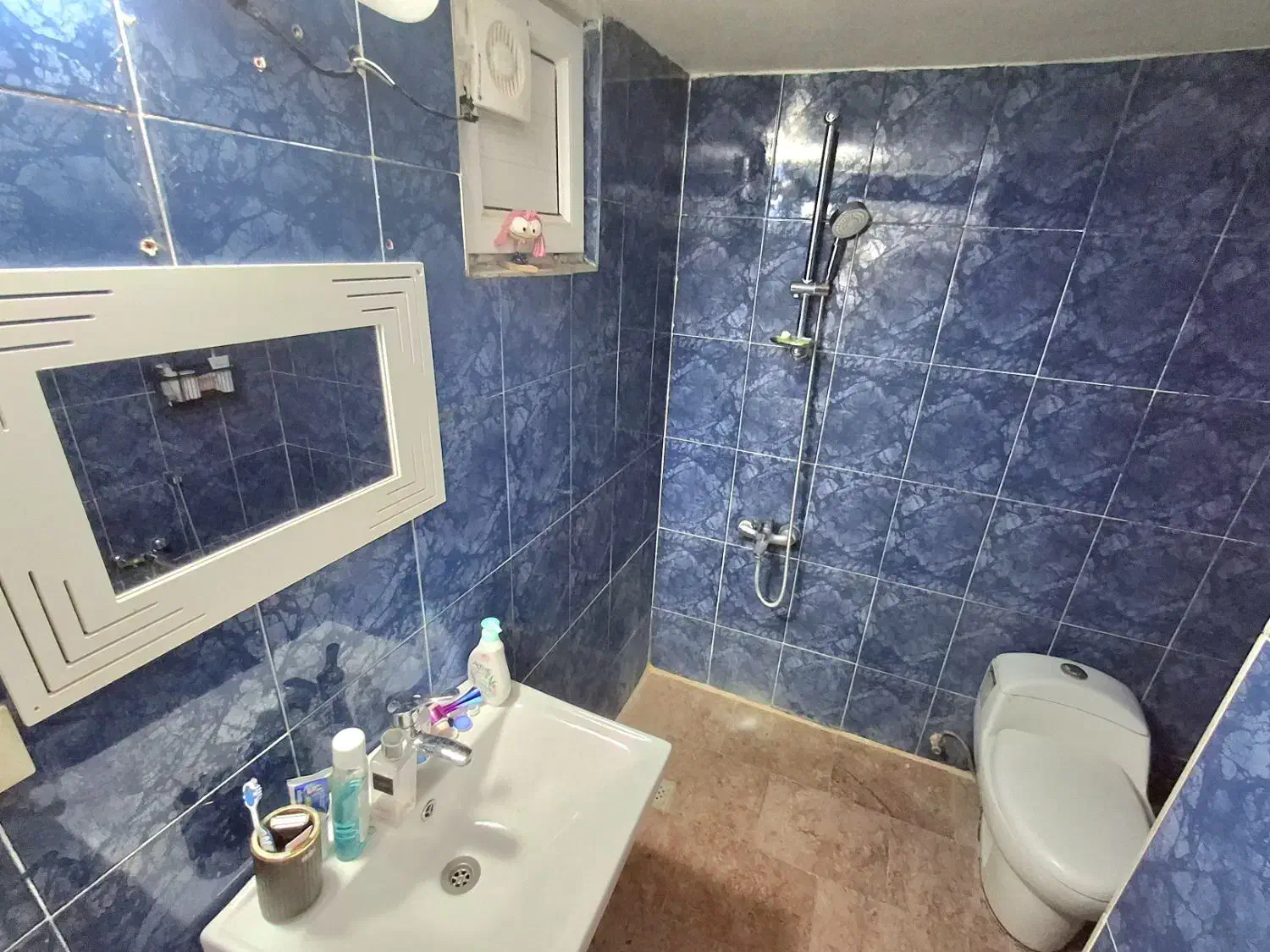 155متر برج در سوهانک/با ویو کوهستان/ حتی مجرد موجه