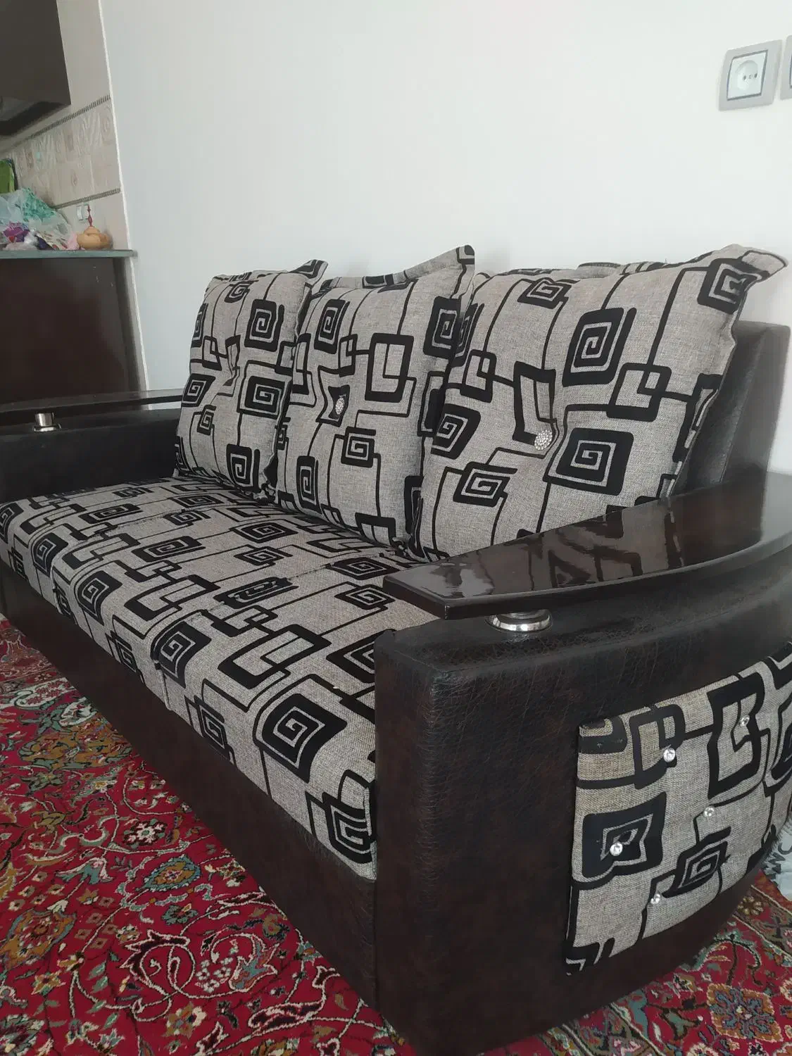 مبل ۷نفره،گل میز|مبلمان خانگی و میز عسلی|فسا, |دیوار